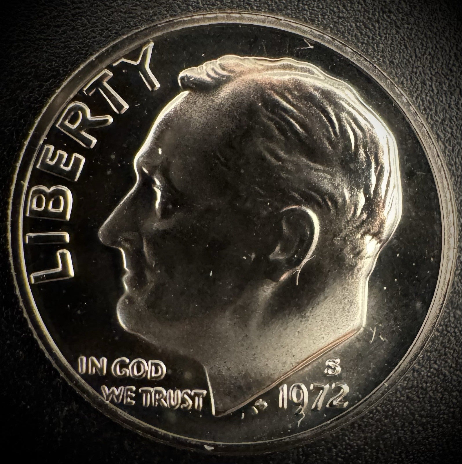 1972-S PROOF Roosevelt Dime 10C Clad CAMEO Coin From US Mint Proof Set0