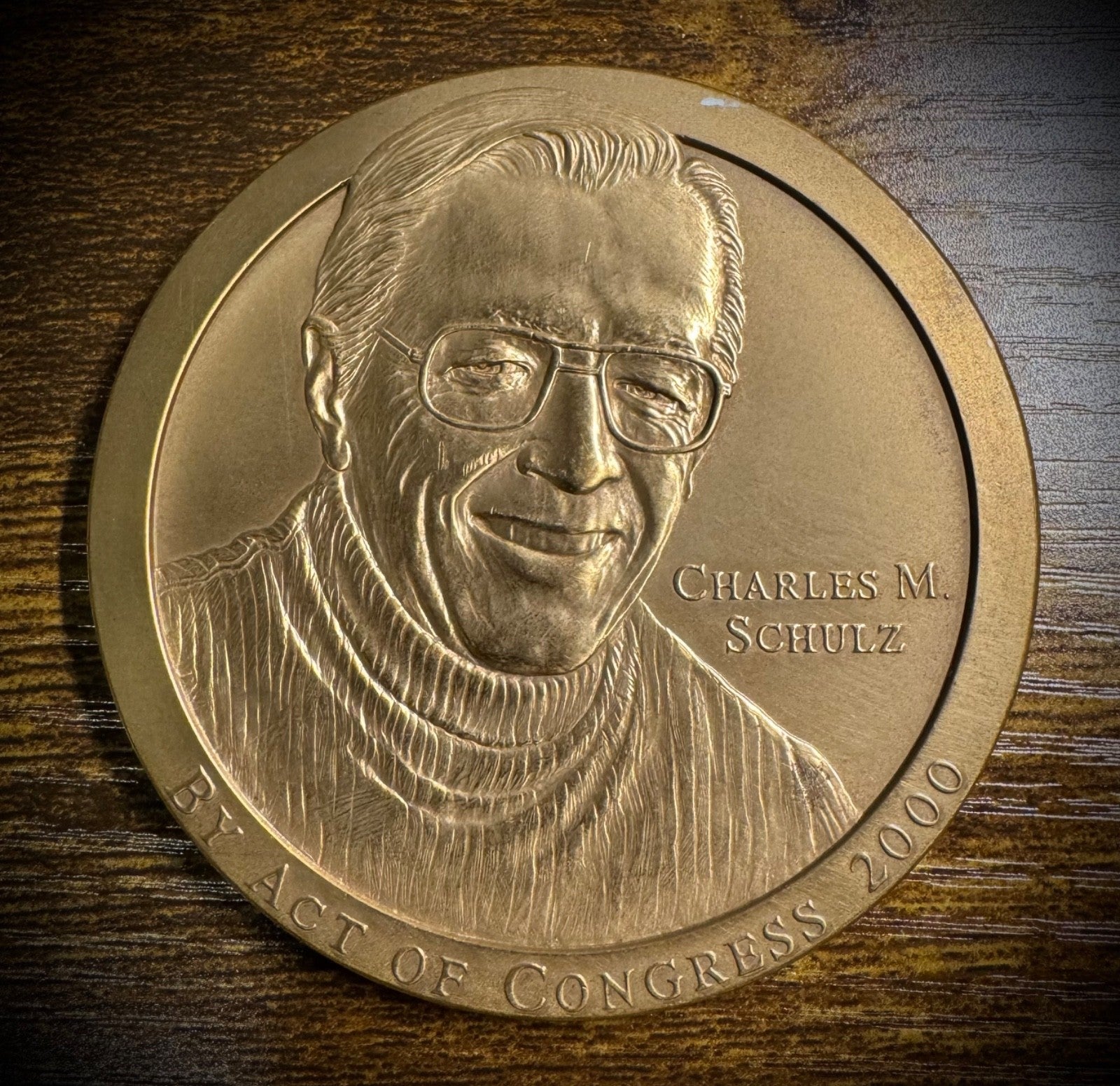 2000 Charles M Schulz By Act Of Congress Charlie Brown Snoopy Linus & Lucy Medal0