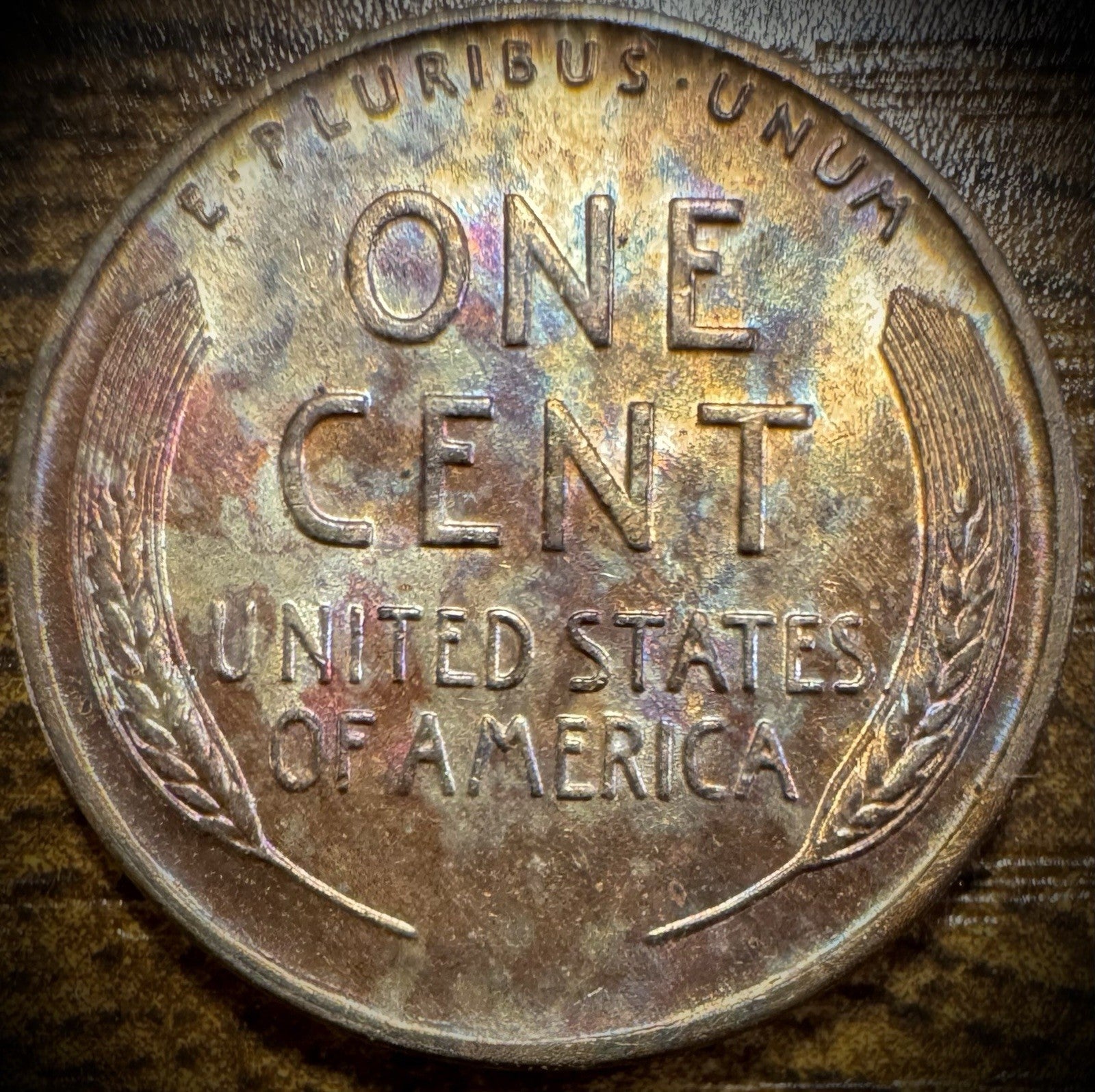 1941 Lincoln Wheat Penny Cent Uncirculated MULTI-COLORED TONING1
