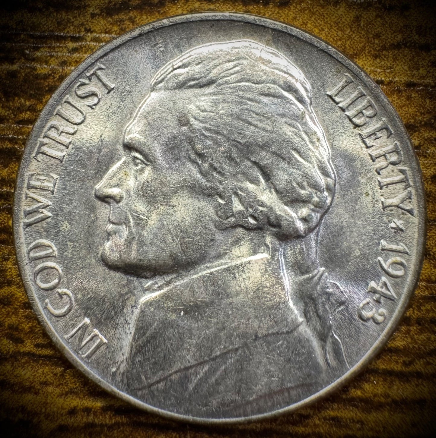 1943-P Uncirculated US Jefferson 5C World War II WW2 SILVER War Nickel0