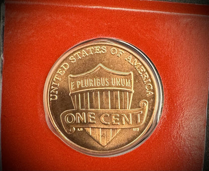 2010 Satin Finish Lincoln Shield Cent P D Uncirculated 2 Coin Set From US Mint5