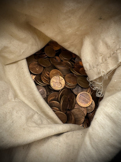 5 Lb 13 Oz Bag Of Copper Lincoln Memorial Cents 50s-70s Denver Mint AU/BU Toned2