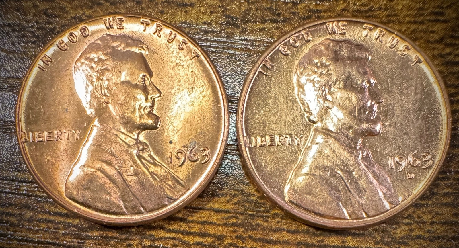 1963 P & D Lincoln Memorial Cent BU 2 Coin Set From Original Rolls0