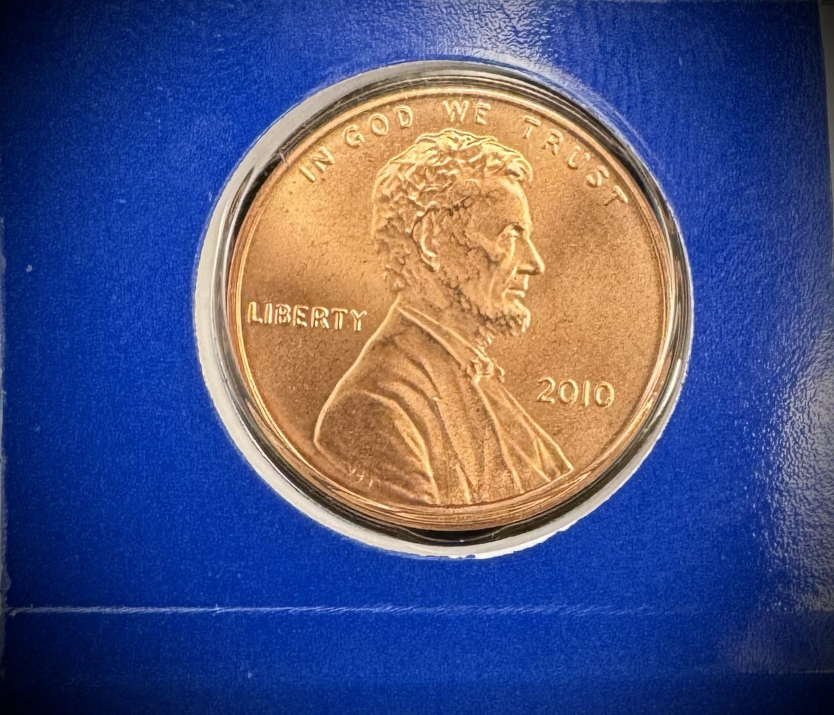 2010 Satin Finish Lincoln Shield Cent P D Uncirculated 2 Coin Set From US Mint2