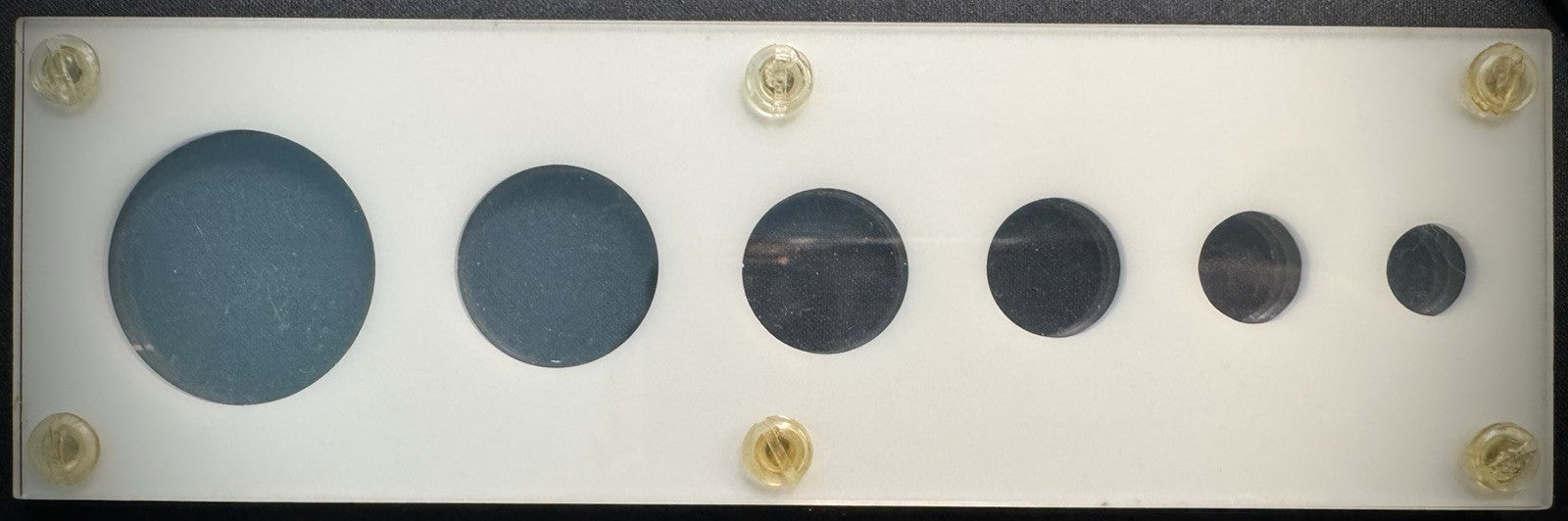 Capital Plastics Mexico Gold Types High Quality Plastic Display Holder For Pesos1