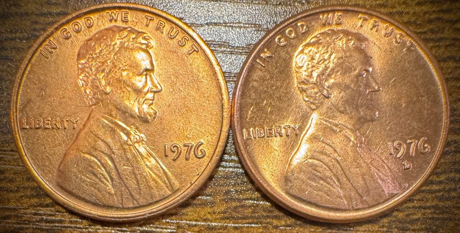 1976 P & D Lincoln Memorial Cent BU 2 Coin Set From Original Rolls0