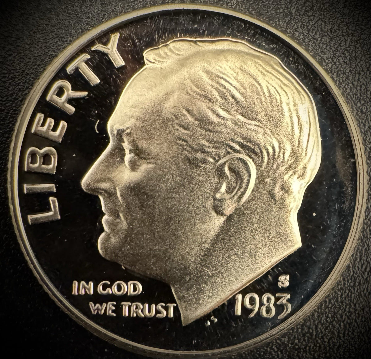 1983-S PROOF Roosevelt Dime 10C Clad DEEP CAMEO Coin From US Mint Proof Set0