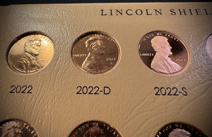 2022-2025 P D S Lincoln Shield Cent 12 Coin Business & PROOF Set NEW Dansco 81042