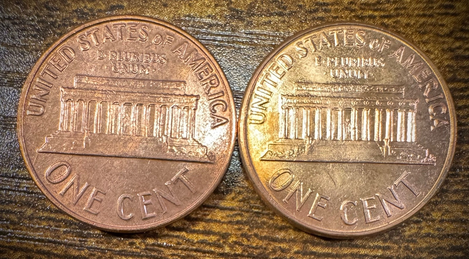 1961 P & D Lincoln Memorial Cent BU 2 Coin Set From Original Rolls1