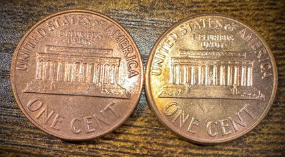 1961 P & D Lincoln Memorial Cent BU 2 Coin Set From Original Rolls1