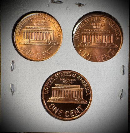 2001 P D S Lincoln Memorial Cent UNCIRCULATED + PROOF 3 Coin Lot1