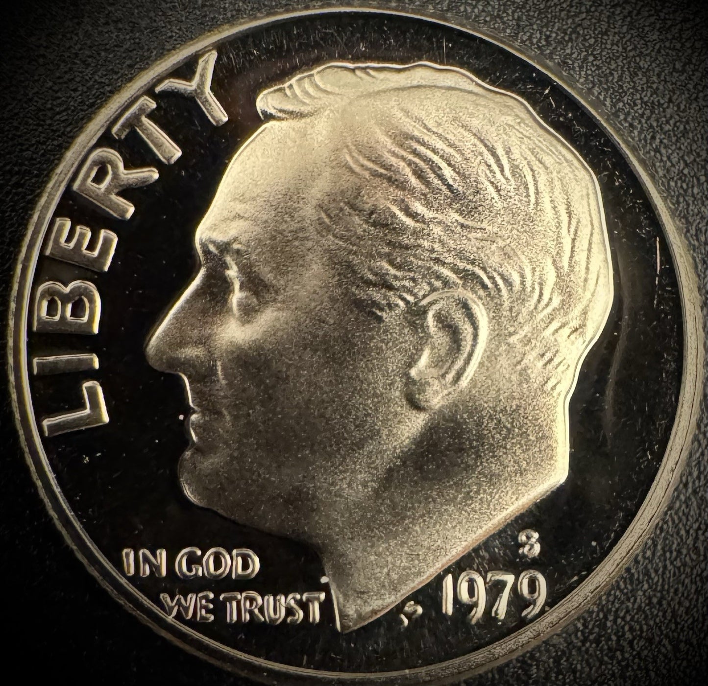 1979-S TYPE 2 PROOF Roosevelt Dime 10C Clad DCAM Coin From US Mint Proof Set0