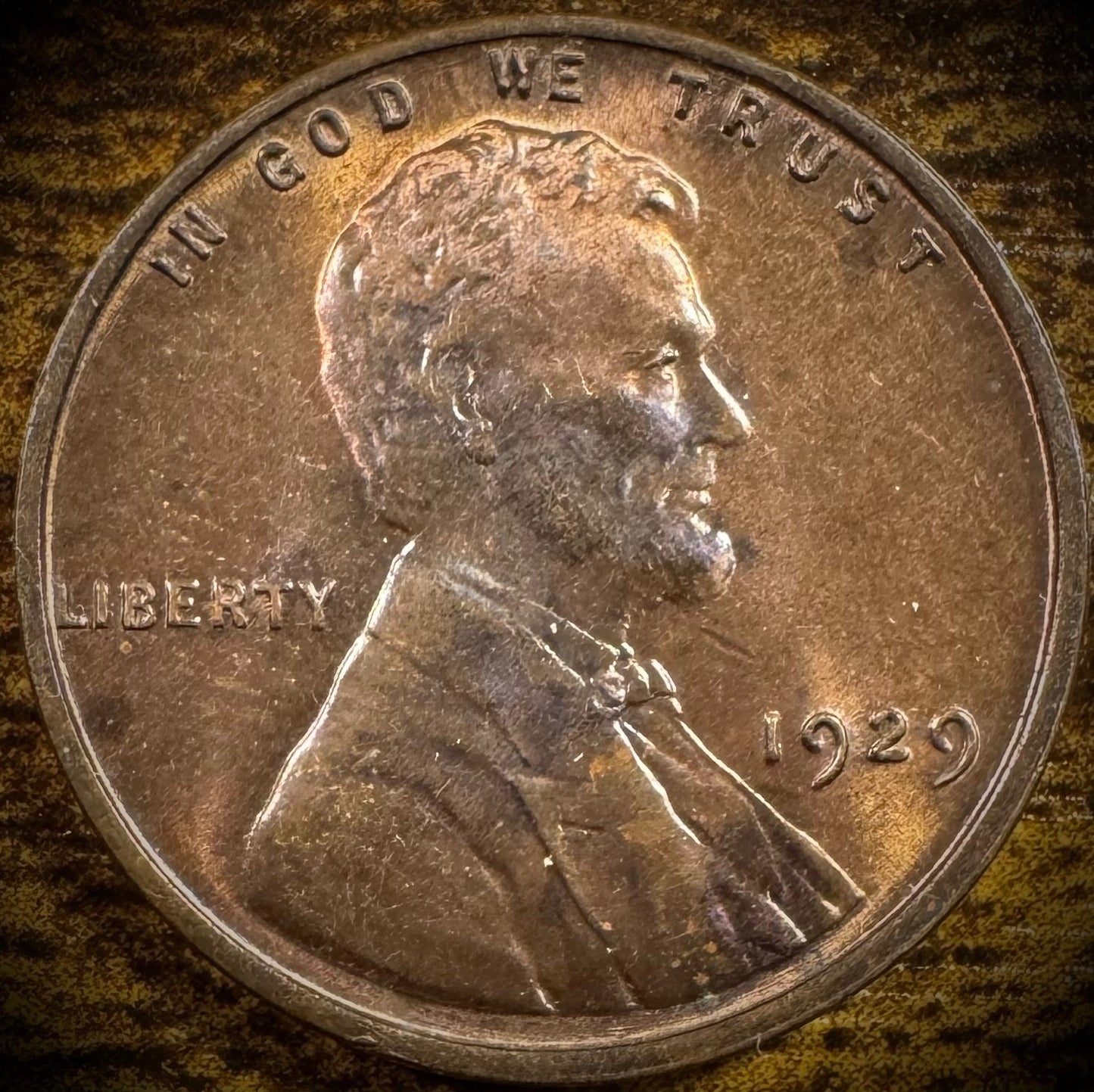 1929-P Lincoln Wheat Cent Uncirculated Multi-color Toned VIDEO0