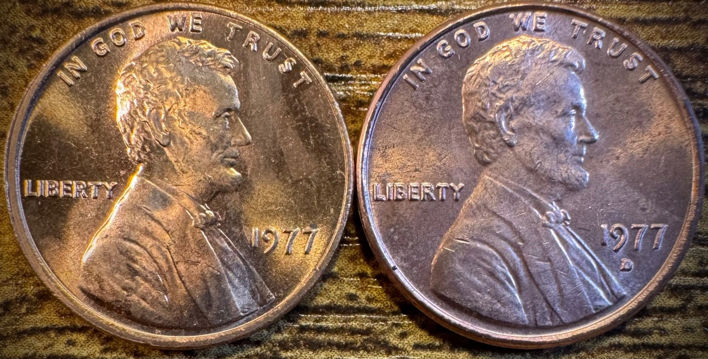 1977 P & D Lincoln Memorial Cent BU 2 Coin Set From Original Rolls0