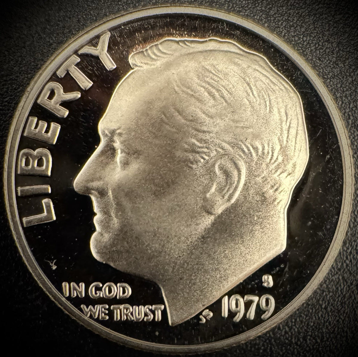 1979-S TYPE 1 PROOF Roosevelt Dime 10C Clad DCAM Coin From US Mint Proof Set0
