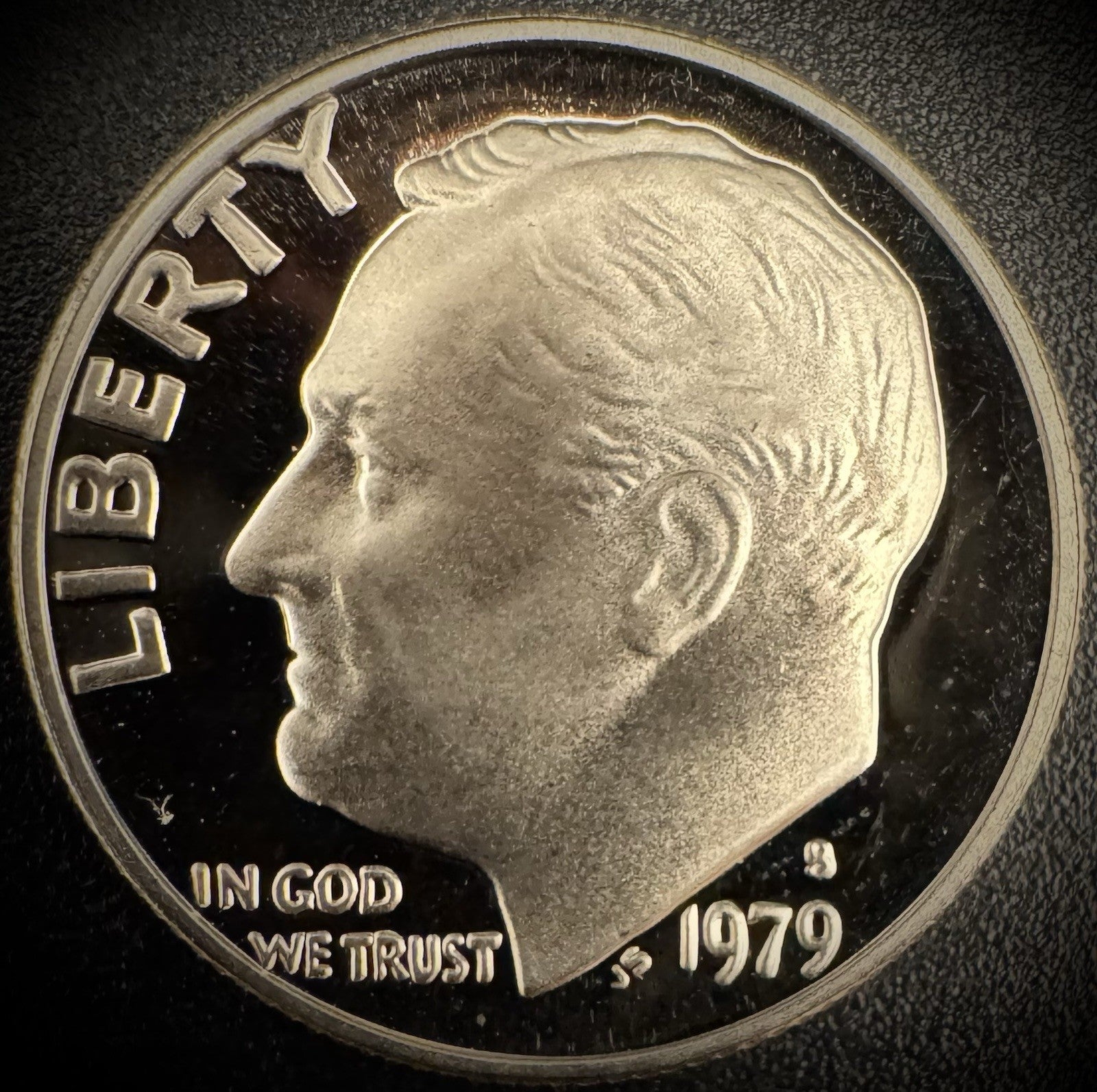 1979-S TYPE 1 PROOF Roosevelt Dime 10C Clad DCAM Coin From US Mint Proof Set0