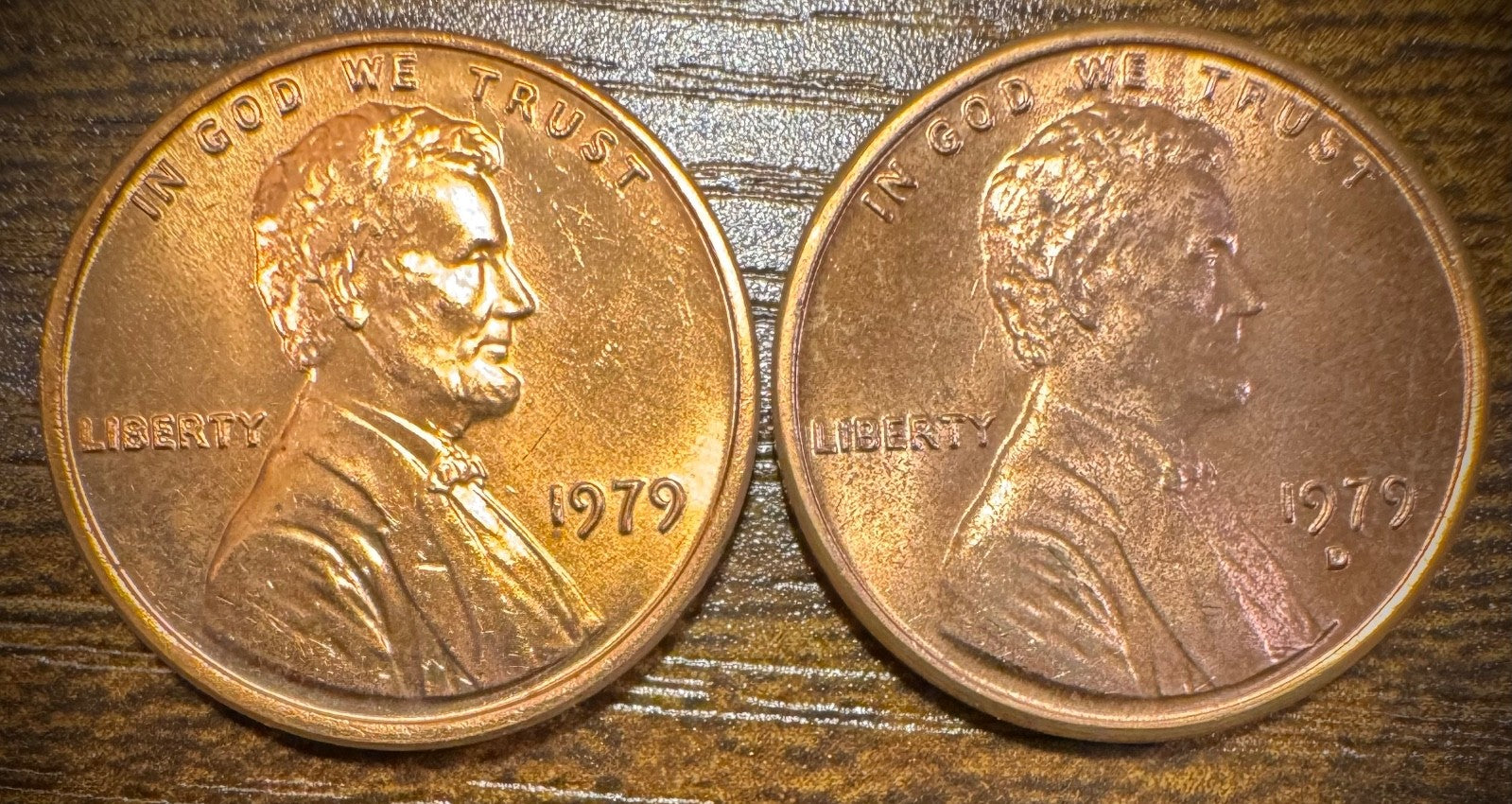 1979 P & D Lincoln Memorial Cent BU 2 Coin Set From Original Rolls0