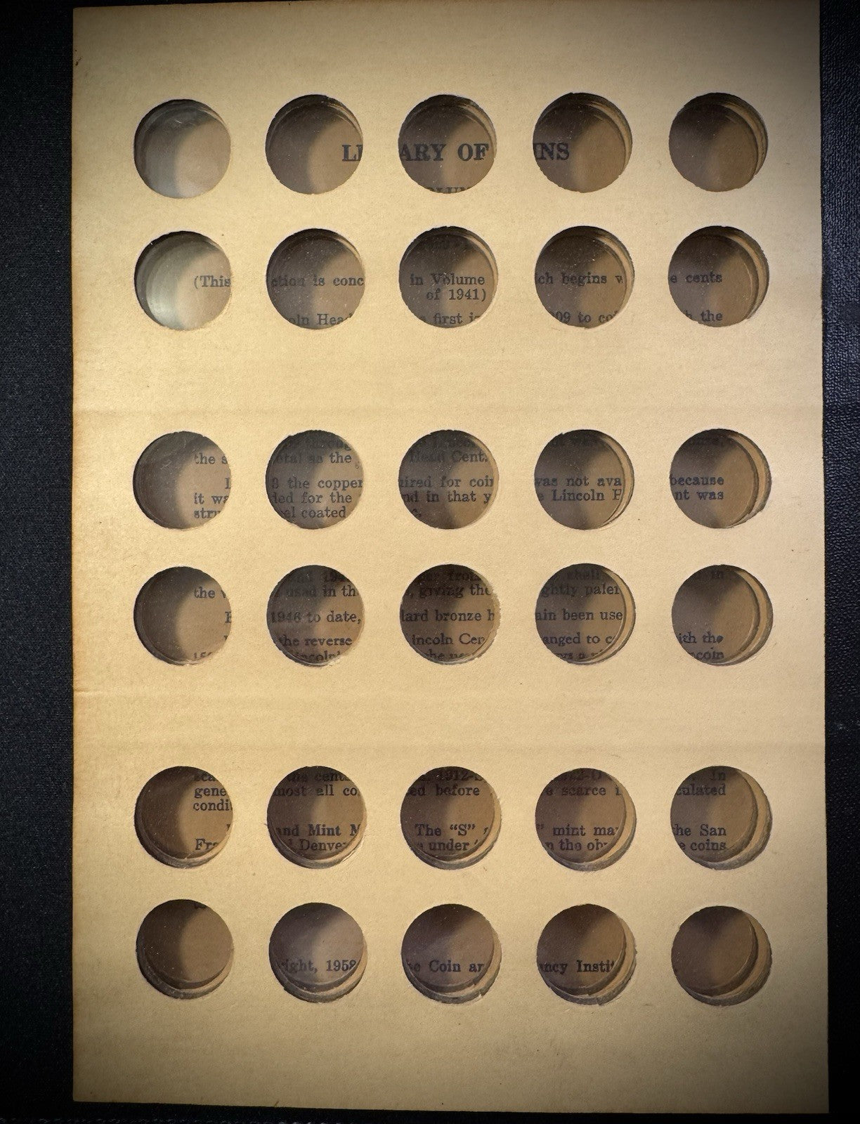 Never Used Vintage Library of Coins Lincoln Cents Part 1 1909-1940 VOL 2 Album5
