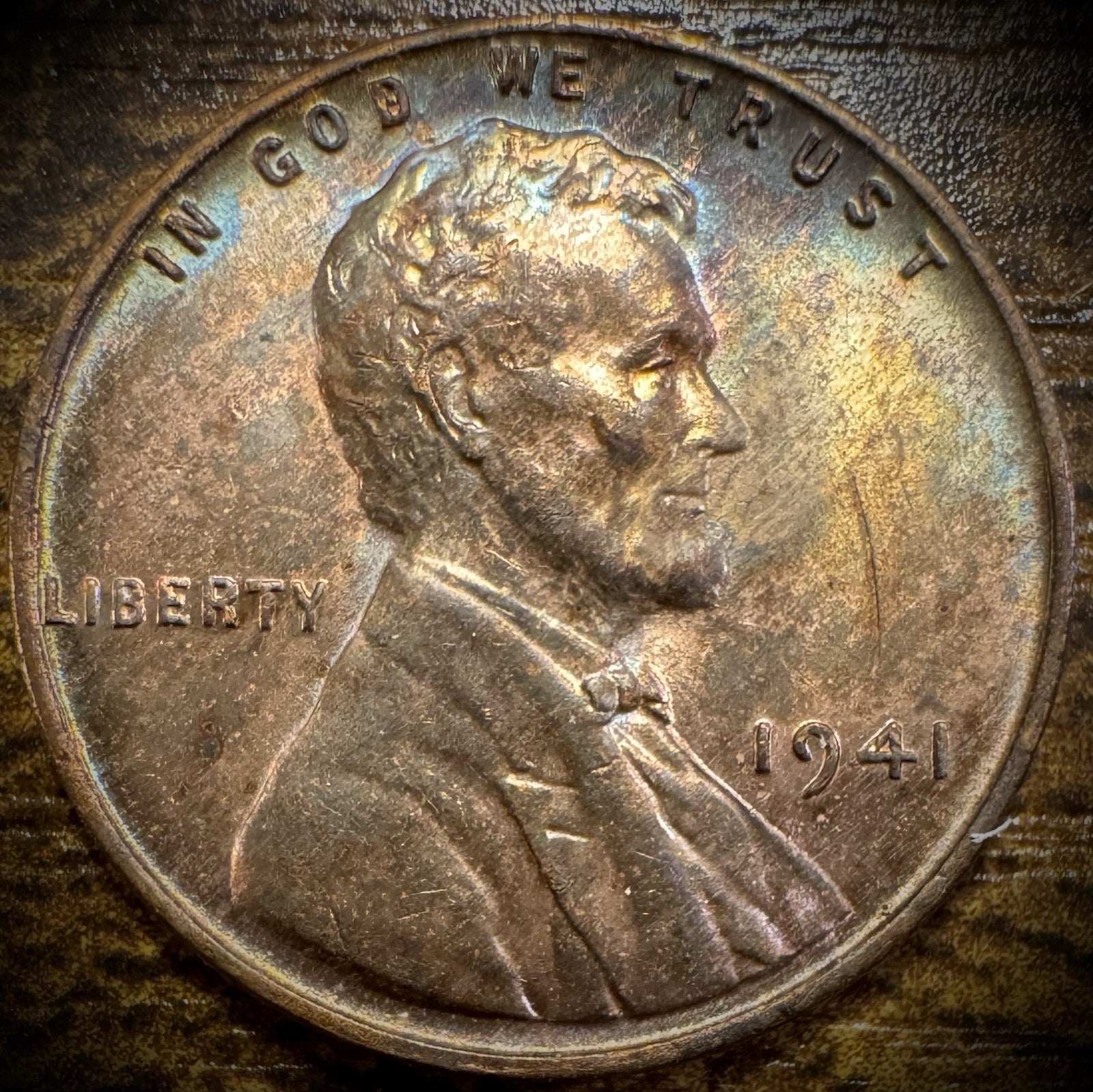 1941 Lincoln Wheat Penny Cent Uncirculated MULTI-COLORED TONING0